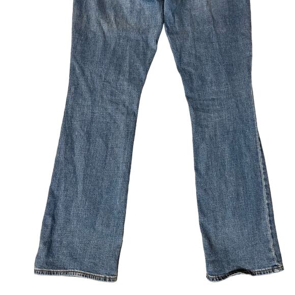 Levi’s Women's‎ 415 Mid-Rise Soft Relaxed Bootcut Jeans Size 29 - Picture 4 of 7